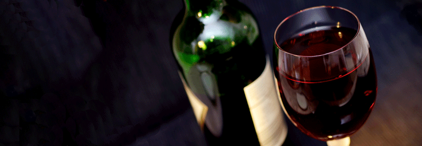 Ein Glas Rotwein am Tag soll gut für die Gesundheit sein? Dr. Noelle­ LoConte­ sieht das anders.