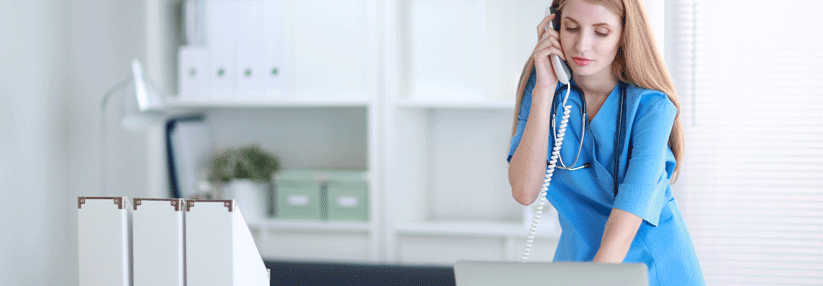 Telefonische Triagierung und Behandlung beim Erstkontakt gibt es in der Schweiz längst. 