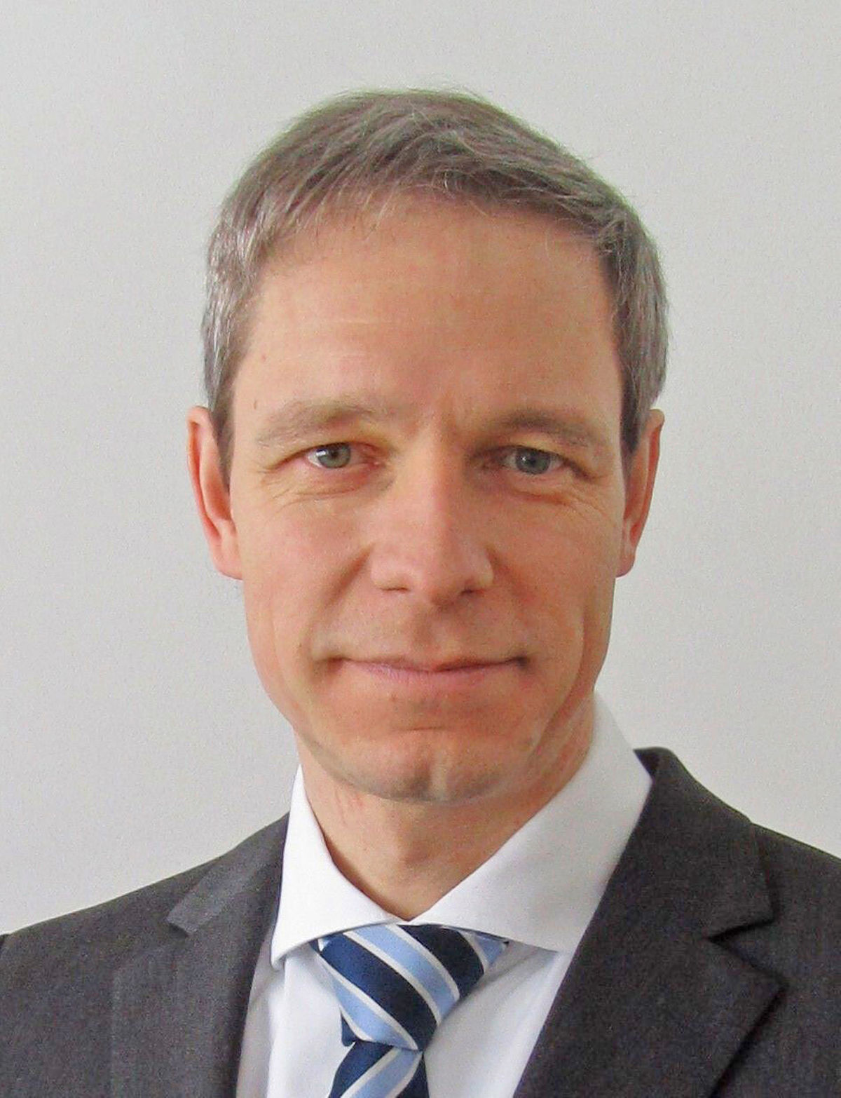 Wer bekommt Akteneinsicht nach dem Tod eines Patienten?