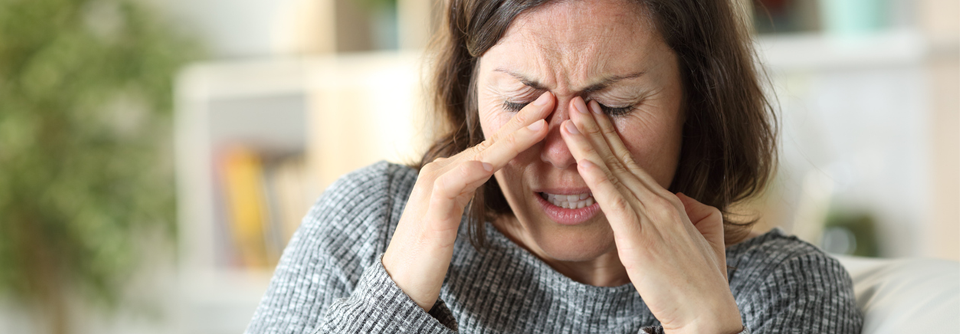 Neurodermitis: Vor Dupilumab-Therapie zum Ophthalmologen Die Systembehandlung der atopischen Dermatitis kann ins Auge gehen. (Agenturfoto)