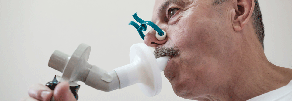 Auch wenn die Spirometrie normal erscheint, weisen 10–15 % der Raucher pulmonale Auffälligkeiten in der Bildgebung auf. (Agenturfoto)