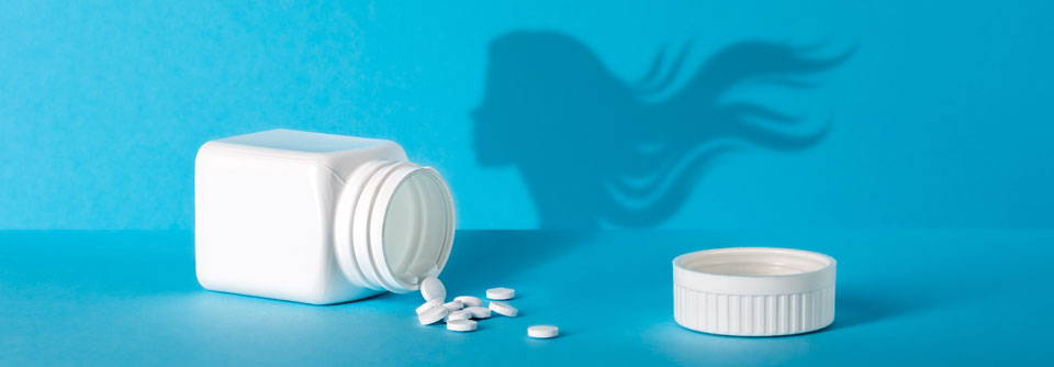 Minoxidil vom Topikum zur Anti-Glatzen-Tablette Insgesamt 40 % der Patienten gaben Nebenwirkungen unter der oralen Therapie an.