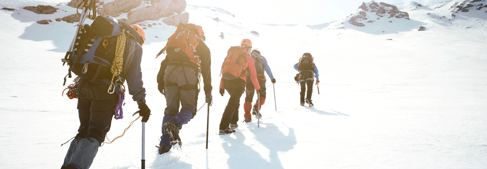Wer beim Bergsteigen hoch hinaus möchte, sollte gut darauf achten, sich zu akklimatisieren – sonst riskiert er ein Lungenödem.