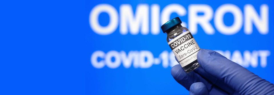 Die Booster-Impfung schützt auch vor der neuen Coronavariante Omikron.