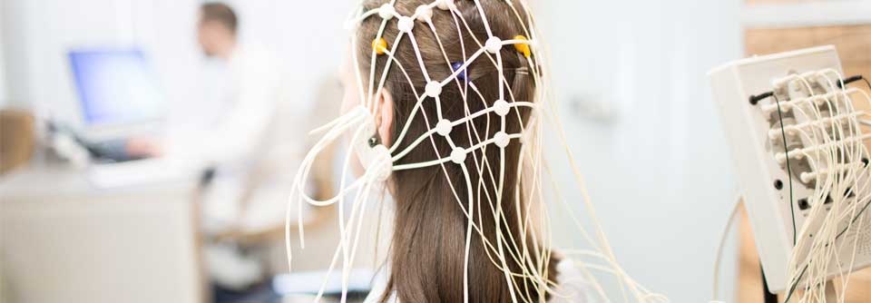 Echte Langzeit-EEGs weisen aktuell noch viele Schwachstellen auf.