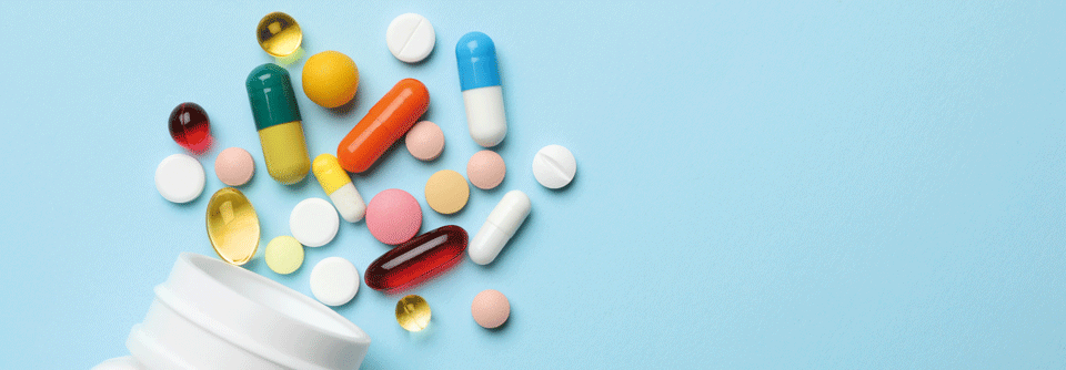 Auf welche Herz-Kreislauf-Tabletten man vor einer Operation verzichten sollte Die US-amerikanische Society for Perioperative Assessment and Quality Improvement (SPAQI) befürwortet einen einheitlicheren Ansatz und hat nun multidisziplinäre, evidenzbasierte Konsensempfehlungen für das präoperative Management veröffentlicht.