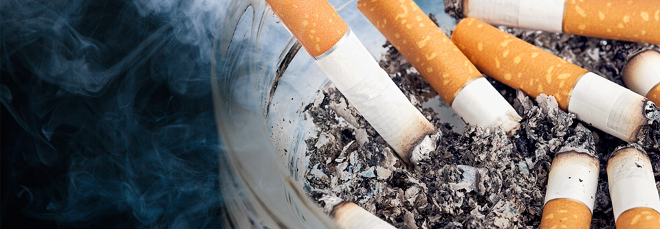 Aktuelle Auswertungen haben gezeigt, dass Ende 2022 bereits 15,7 % der 14- bis 17-Jährigen Tabak rauchten bzw. alternative Nikotinabgabesysteme nutzten.