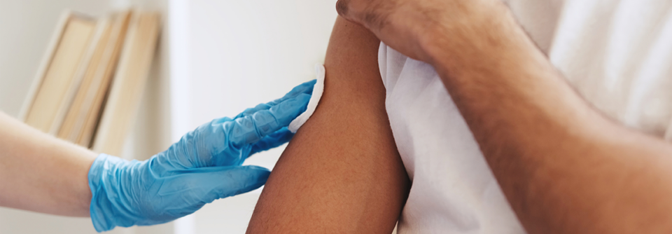 Seit 2010 empfiehlt die STIKO Grippeimpfungen auch für Schwangere – die Nachfrage ist allerdings eher gering.