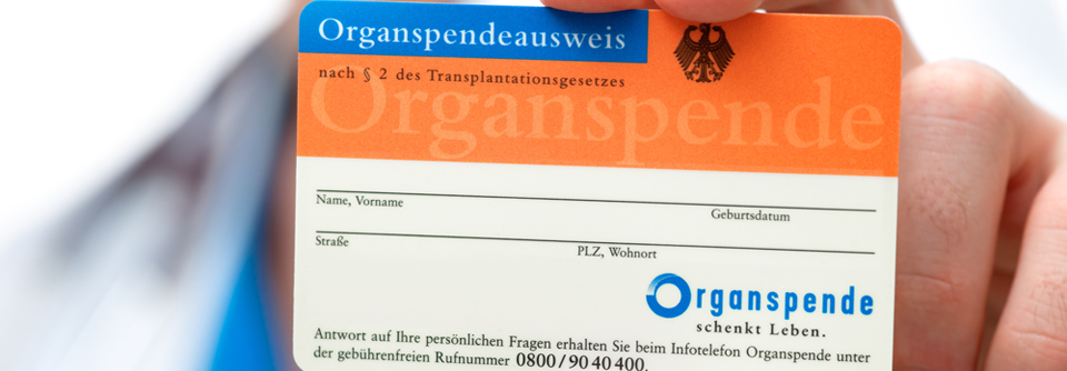 Ein Organspendeausweis sowie Informationsmaterialien lassen sich kostenlos von der Bundeszentrale für gesundheitliche Aufklärung (BZgA) anfordern.