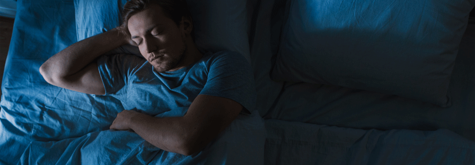 Gefürchtete Folge eines ob­struktiven Schlaf­apnoe-Syndroms (OSAS) ist das erhöhte kardiovaskuläre Risiko. 