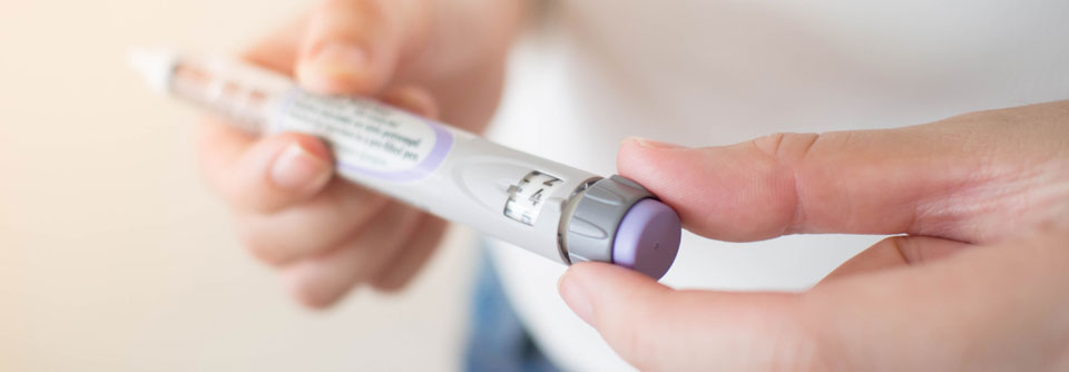 Ein ultraschnelles Mahlzeiteninsulin verbessert die postprandialen Werte Die Weiterentwicklung von Humalog® (Lyumjev®) zeigt u.a. eine deutliche Reduktion der Blutzuckerspitzen.