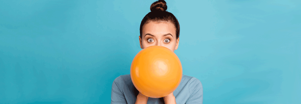 Was die Autoinflation mit Nasenballon bei Otitis media bringt Autoinflation - Durch den erzeugten Druck soll die angesammelte Flüssigkeit abtransportiert und das Mittelohr besser belüftet werden.