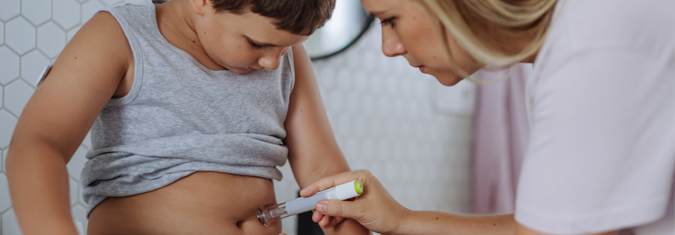 Vorgefüllte Pens sind einfach in der Anwendung und werden meist gut von Kindern akzeptiert.