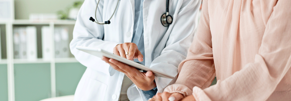 Mammakarzinom: Angriff auf PI3K/AKT Patient:innen mit HR+/HER2- Brustkrebs profitieren von zielgerichteten Therapien zur Überwindung therapiebedingter Resistenzen.