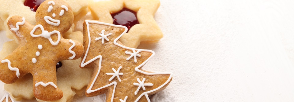 Weihnachtsbäckerei und Diabetes: Naschen erlaubt? Menschen mit Diabetes sollten auch über die Feiertage den Kohlenhydratgehalt im Blick behalten, um starke Glukoseschwankungen zu vermeiden.