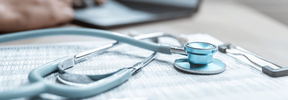 Brustkrebs: Die Stunde der ADC schlägt Versagt die endokrinbasierte Therapie bei HR+ mBC, sind Antikörper-Wirkstoff-Konjugate der Chemotherapie überlegen.