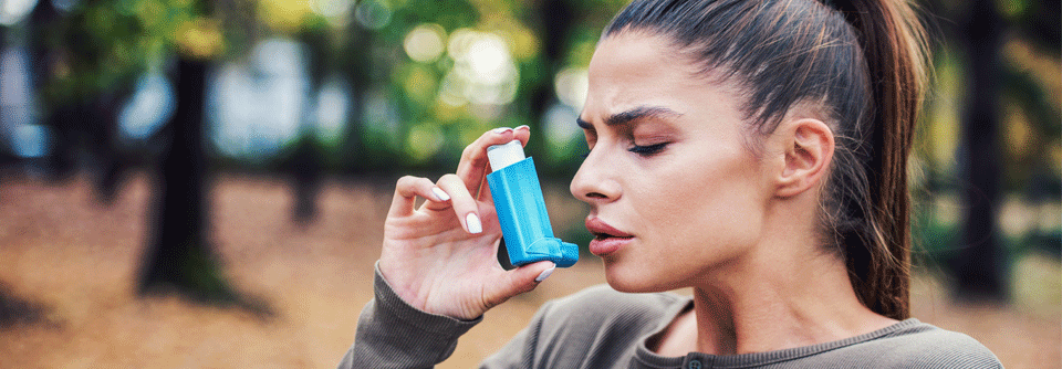 Bei Asthma-Patienten, die mit systemischen Kortikosteroiden behandelt werden, kann die Gabe von Vitamin D die Exazerbationsrate senken.