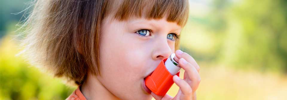Erhöht Paracetamol bei Kindern mit Asthma das Risiko für Anfälle? Eine randomisiert-kontrollierte Studie mit 300 Kindern ging dieser Frage nach.