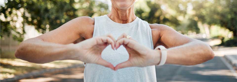 Neue Studien zeigen, dass gesunde Ernährung und Bewegung für Frauen sogar mehr Schutz bieten als für Männer. 