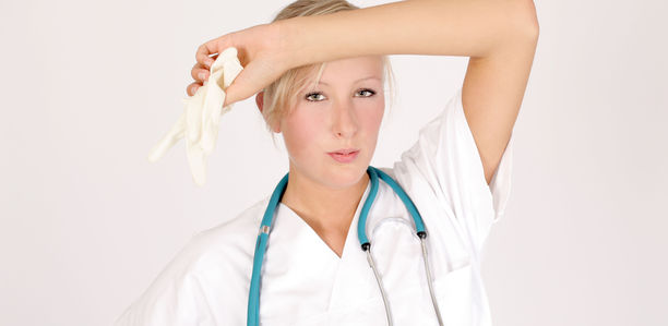 Hochsommer in der Praxis: Hitzefrei für Personal und Zutrittsverbot für Patienten?