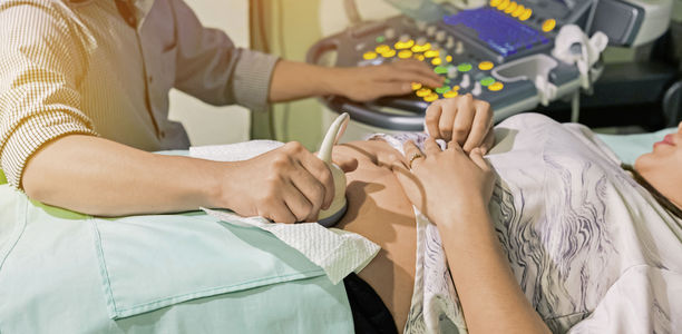 Diagnostik bei Bauchschmerzen: Was kommt nach dem Ultraschall?