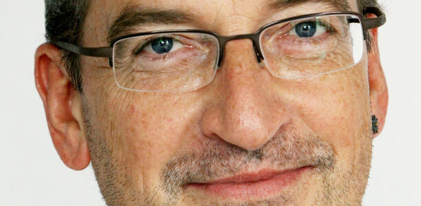Honorarverhandlungen: Alle Jahre wieder, Daumen hoch oder nieder?