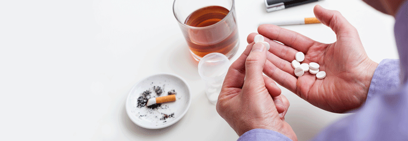 Dank Nikotinpflastern und anderer medikamentöser Mittel halten es 70–80 % der Abstinenzwilligen ohne eine einzige Zigarette aus.