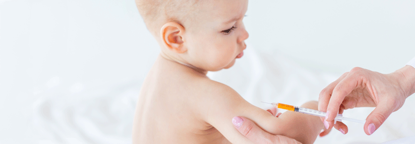 Einige Impfungen können bereits direkt nach der Geburt vorgenommen werden.