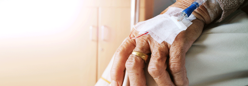 AML: Hypomethylierende Therapie oder Chemotherapie? Auch Patienten mit AML über 60 Jahren können von intensiver Chemo profitieren.