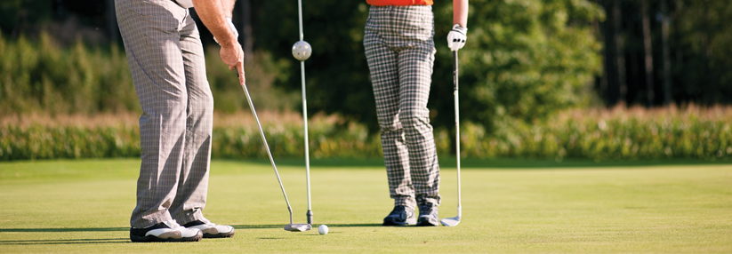 Golfende Ärzte sind überwiegend männlich und zwischen 60 und 70 Jahre alt.