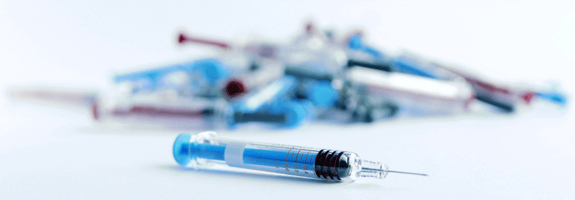 Bald neue Therapieoption bei Colitis ulcerosa? Das Biologikum Ustekinumab steht vor der Zulassungserweiterung und soll bei Colitis ulcerosa eingesetzt werden.