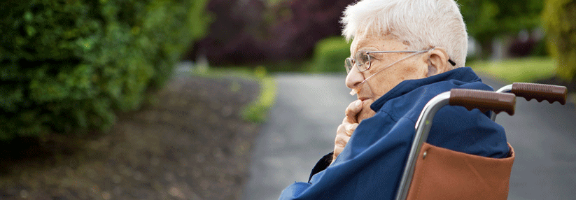 Viele COPD-Patienten plagen Ängste vor ihrem Lebensende, sodass sie sich zunehmend isolieren.