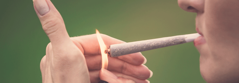 Wer zusätzlich zu den Joints auch noch Zigaretten raucht, macht es dem Schlaganfall noch leichter.
