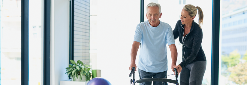 Physiotherapie gehört zu den geriatrischen Interventionen und kann die Prognose von Senioren mit Krebs verbessern.