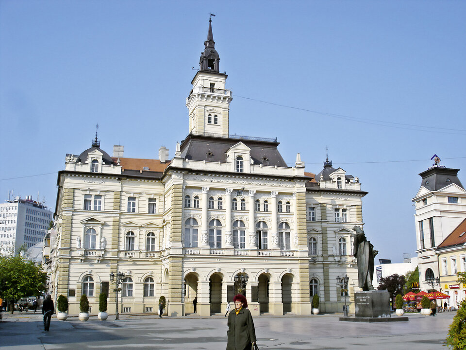 Abb. 5: Rathaus am Hauptplatz von Novi Sad, erbaut 1895.