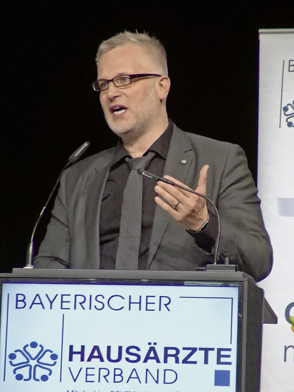 Abb. 2: BHÄV-Chef Dr. Markus Beier missfallen so einige aktuelle Gesetzesvorhaben aus Berlin.