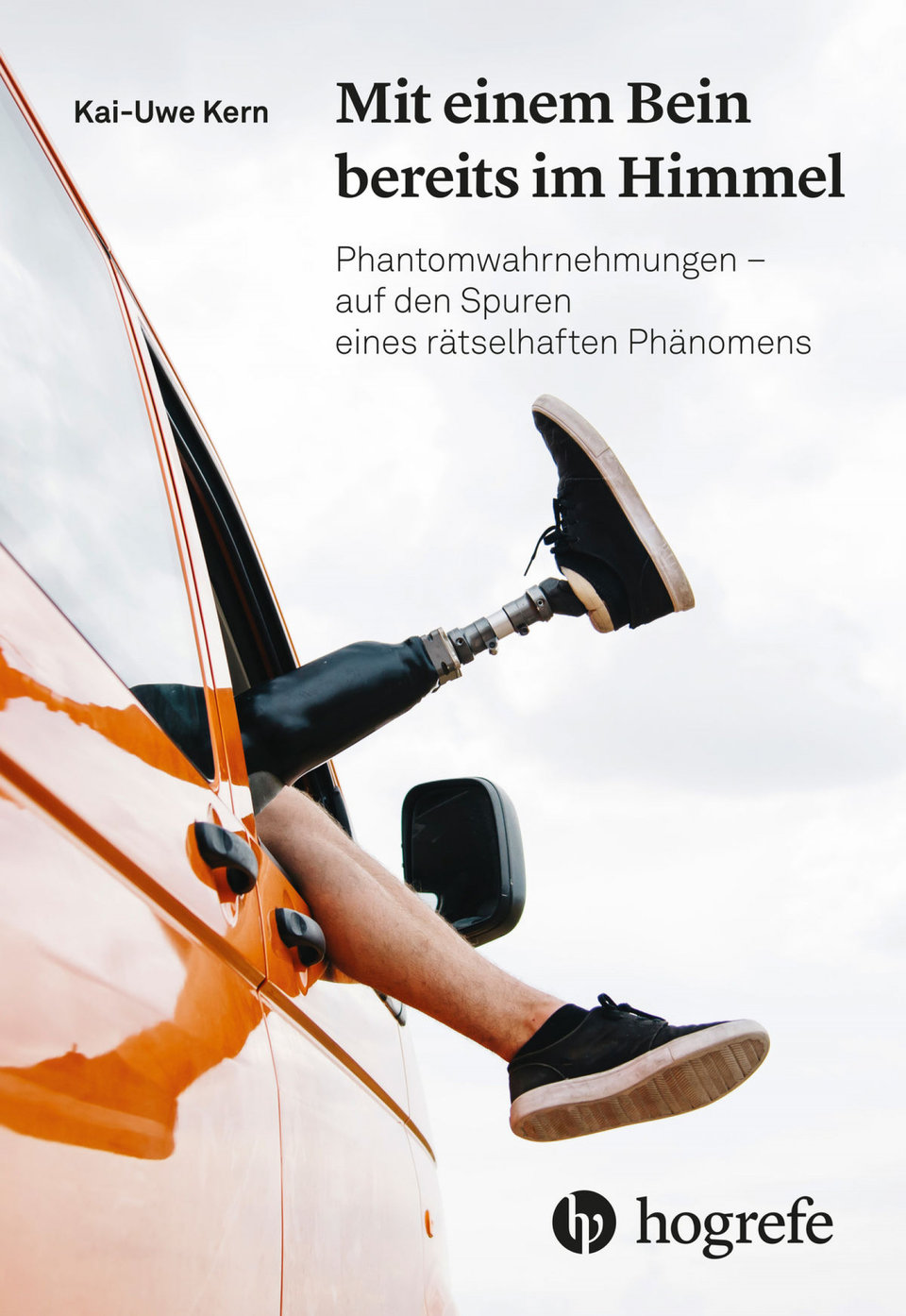 Kai-Uwe Kern: Mit einem Bein bereits im Himmel. Phantomwahrnehmungen – auf den Spuren eines rätselhaften Phänomens. Hogrefe Verlag, ISBN-13: 978-3456860138, Euro 24,95