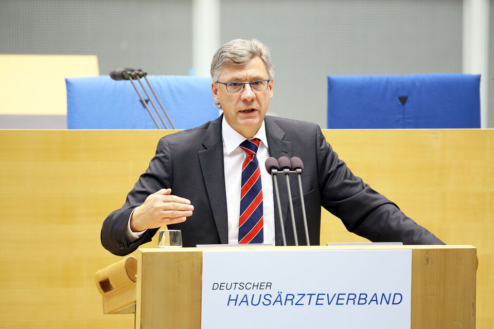 Abb. 1: BMG-Staatssekretär Lutz Stroppe