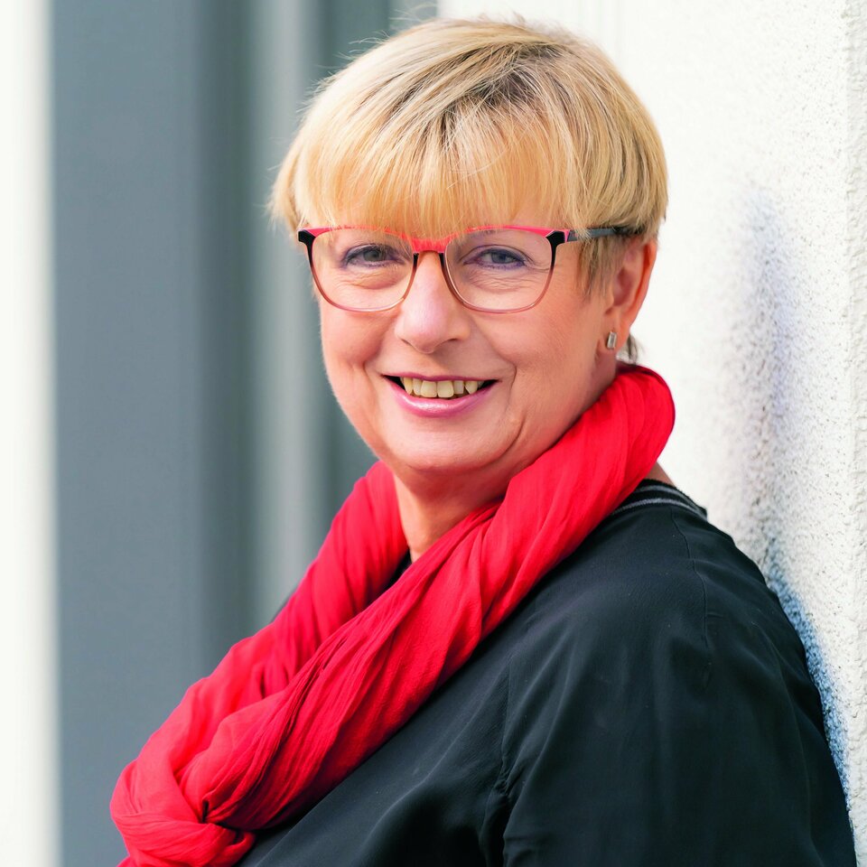 Dipl.-Med. Ingrid Dänschel
Fachärztin für Allgemeinmedizin, 
Ehrenmitglied im Hausärztinnen- und Hausärzteverband, Lunzenau