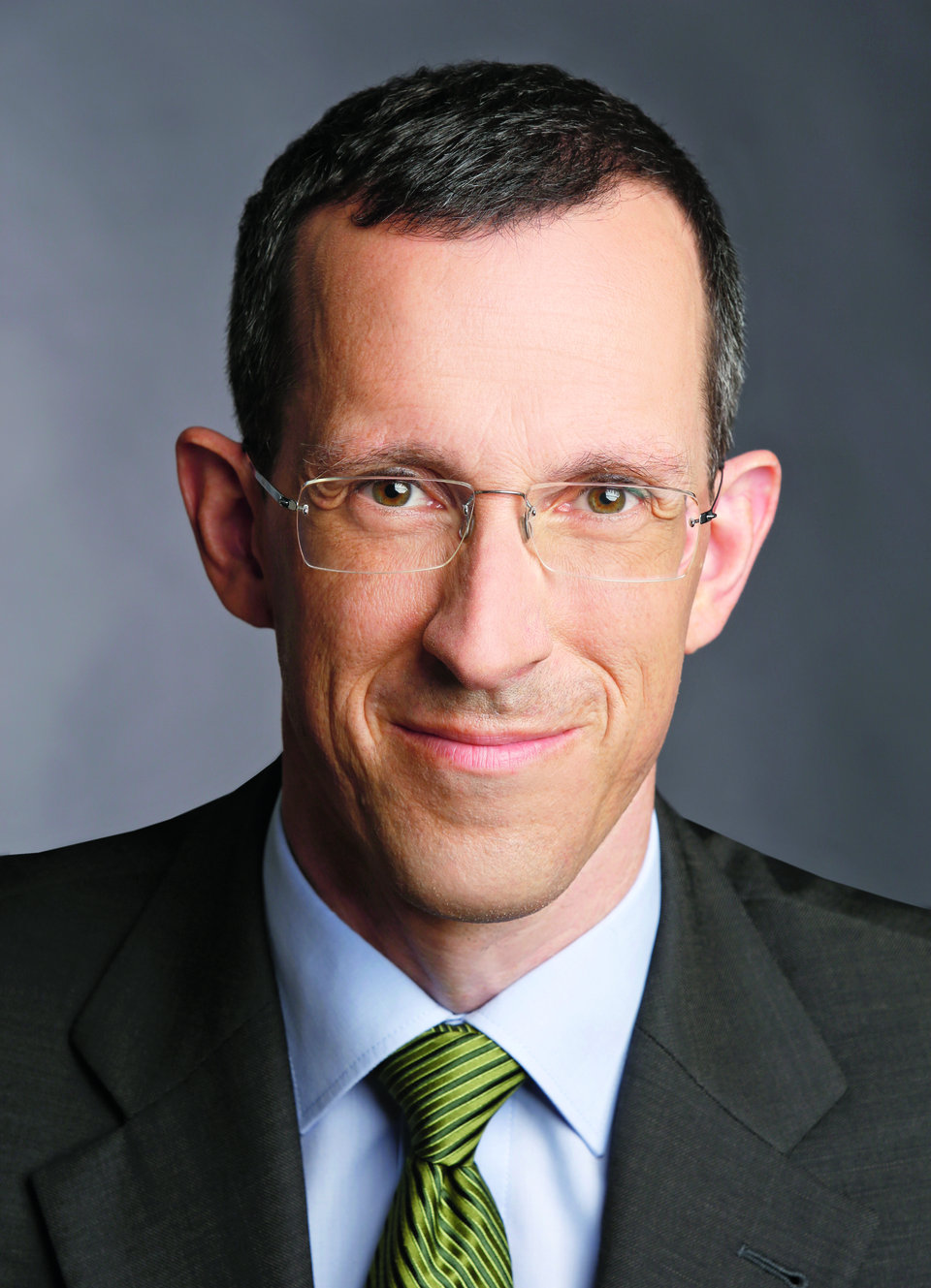 Dr. Florian Hölzel, Rechtsanwalt in Wiesbaden