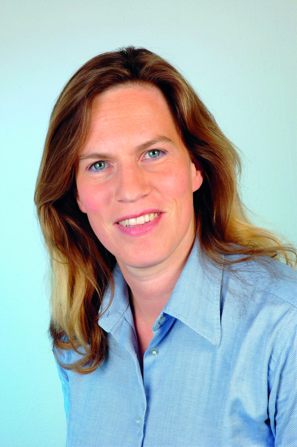Isabel Kuhlen, Rechtsanwältin und Apothekerin aus Vellmar, hat einen ihrer Schwerpunkte auf Arzneimittelrecht ausgerichtet.
