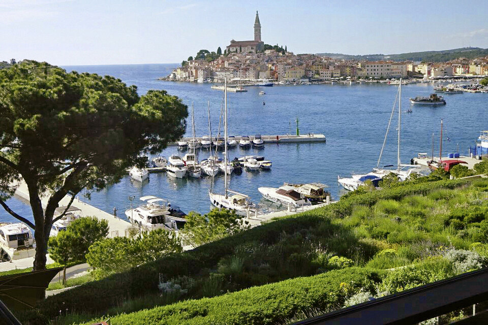 Abb. 8: Blick vom Grand Park Hotel auf die Altstadt von Rovinj.