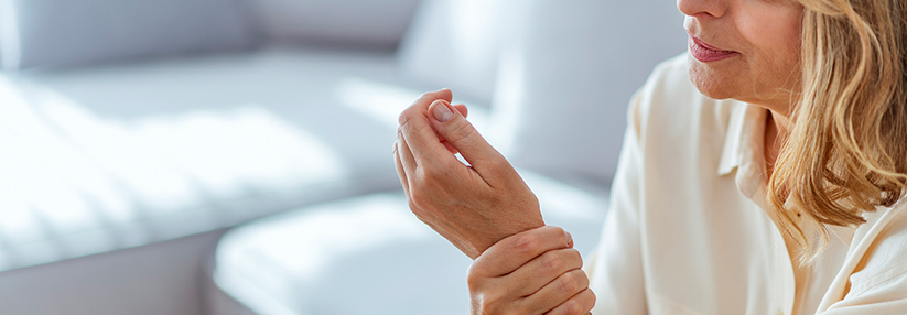 Wie hängen rheumatoide Arthritis und Wirbelkörperfrakturen zusammen?