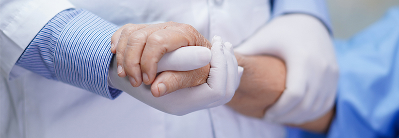 Bei Patienten, die gleich beide Hände verloren haben, dürfte die Transplantation die beste Behandlungsmethode sein.