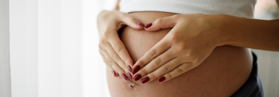 Die Einnahme von Makroliden in der Schwangerschaft ist nicht mit einem vermehrten Auftreten von Fehlbildungen verbunden. 