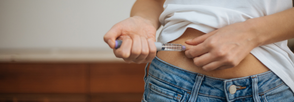 Bei COVID-19 ist eine Hyperglykämie deutlich mit erhöhter Mortalität assoziiert. Aber bei einer Gegensteuerung mit Insulin, ergibt sich womöglich eine noch schlechtere Prognose.