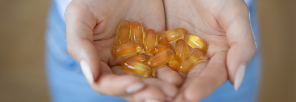 Die Autoren raten, Frauen mit niedrigem DHA-Spiegel zu Schwangerschaftsbeginn die tägliche Einnahme von 1000 mg der Omega-3-Fettsäure nahezulegen. 