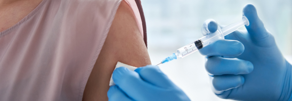 Französische Forscher arbeiten derzeit an einem Impfstoff, mit dem sich allergisches Asthma möglicherweise zumindest kontrollieren lässt.