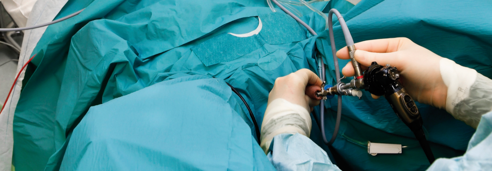 Benigne Prostatahyperplasie: Überlegenheit minimalinvasiver Verfahren bislang nicht belegt Die Autoren empfehlen, mit den Patienten ausführlich die Chancen und Risiken aller infrage kommenden Therapieoptionen zu besprechen.