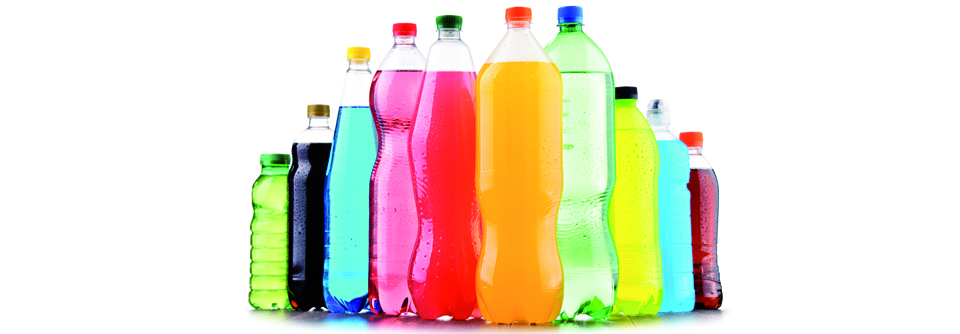 Limo, Cola und andere Softdrinks enthalten zu viel Zucker.